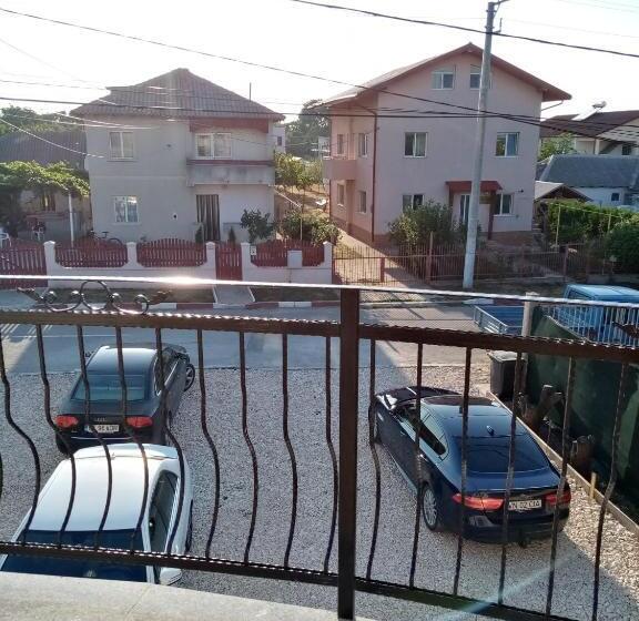 پانسیون Romsil Guesthouse