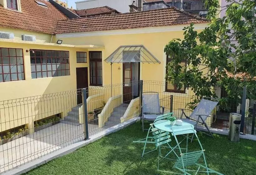 پانسیون Urban Suites