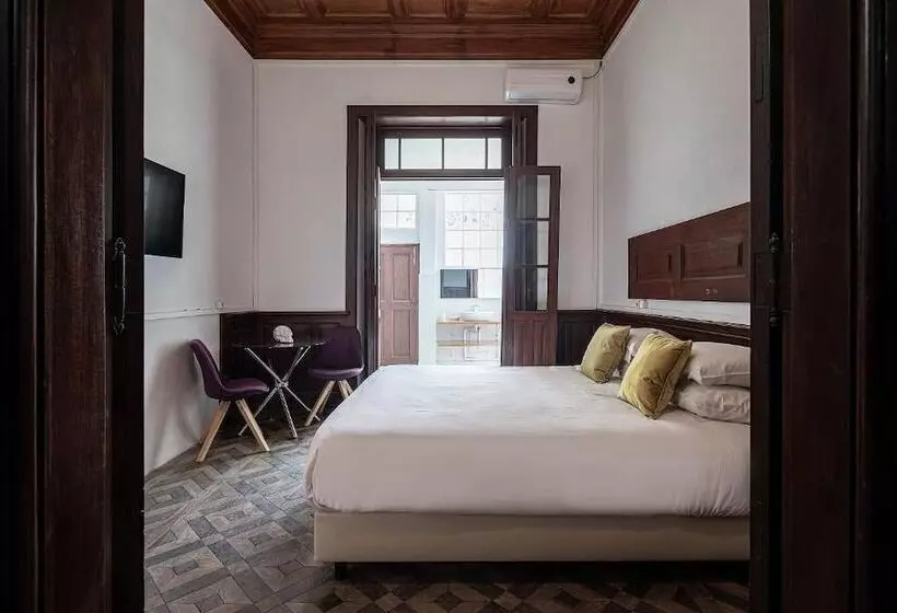 پانسیون Urban Suites