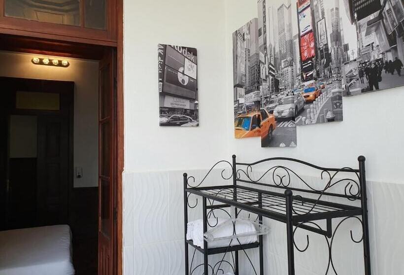 پانسیون Urban Suites