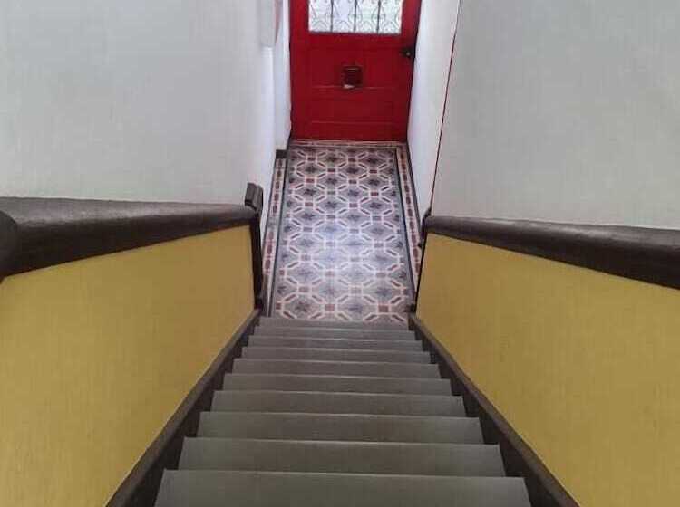 پانسیون Urban Suites