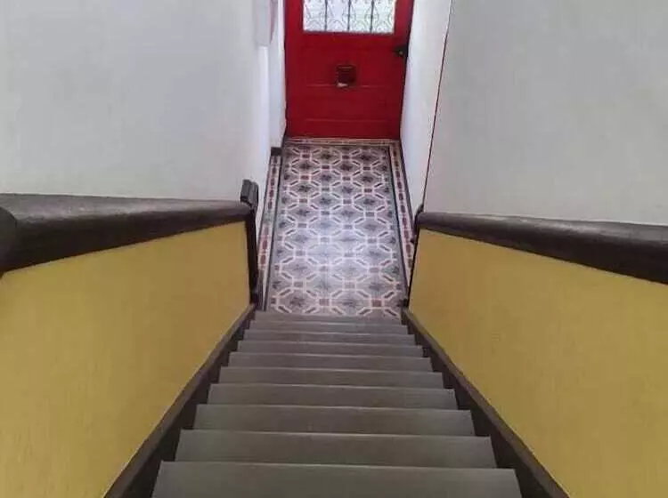 پانسیون Urban Suites