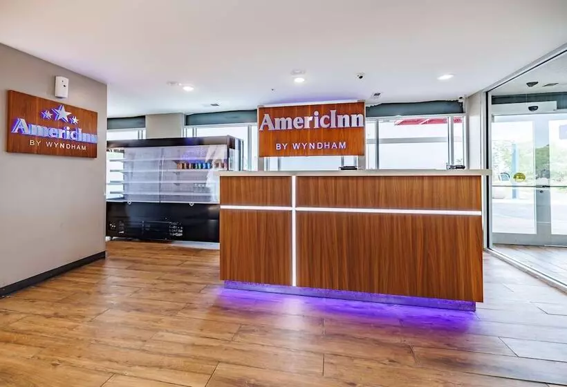Hotel Americinn By Wyndham Omaha Near Zoo