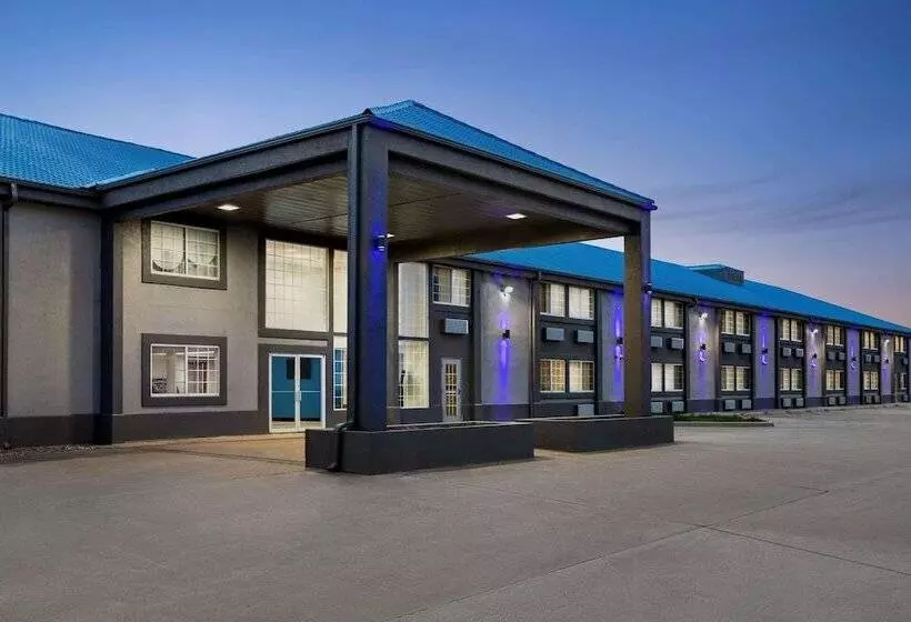 ホテル Baymont By Wyndham Blackwell I35