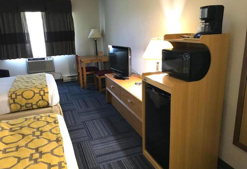 فندق Baymont By Wyndham Marinette