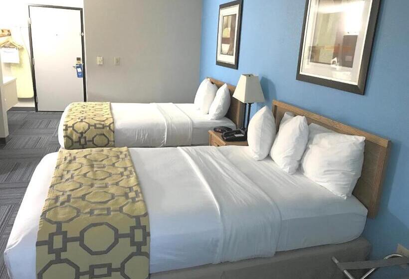 فندق Baymont By Wyndham Marinette