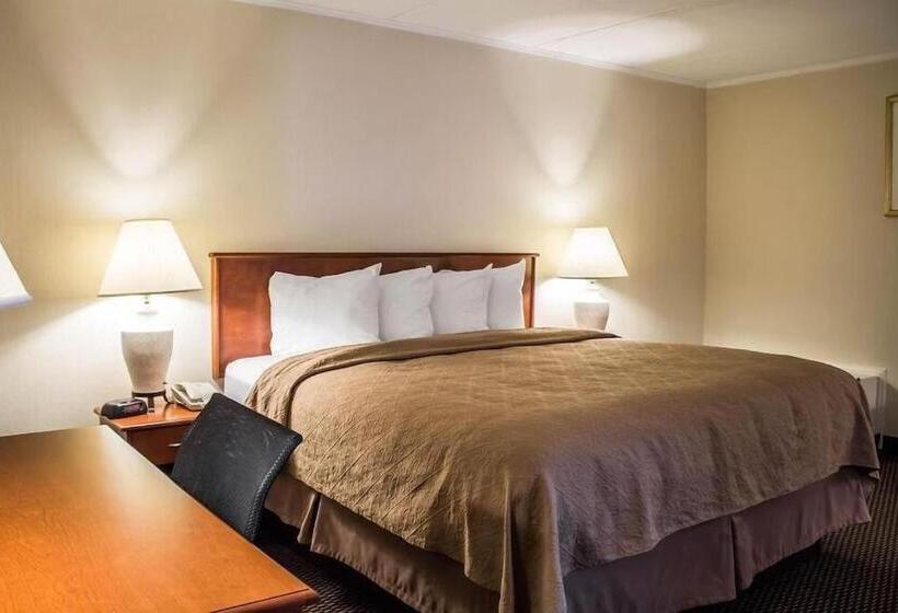 فندق Baymont By Wyndham Youngstown