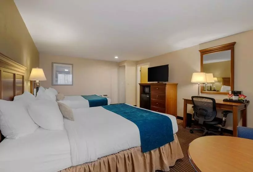 בית מלון כפרי Best Western Plus Cold Spring