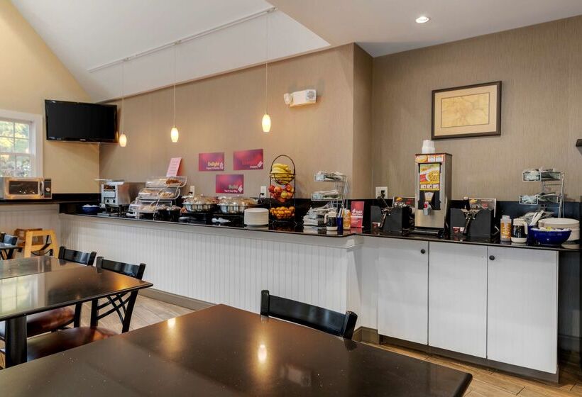 בית מלון כפרי Best Western Plus Cold Spring