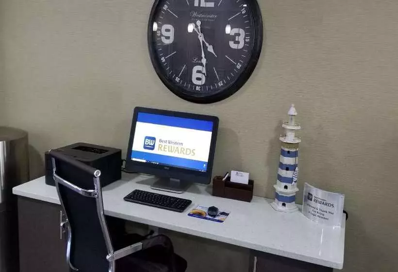 ホテル Best Western Shallotte / Ocean Isle Beach