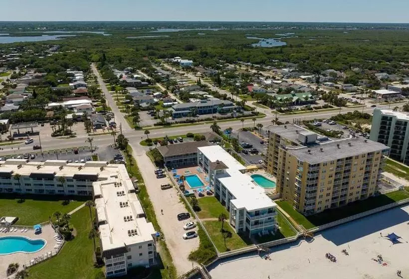 호텔 Coastal Waters