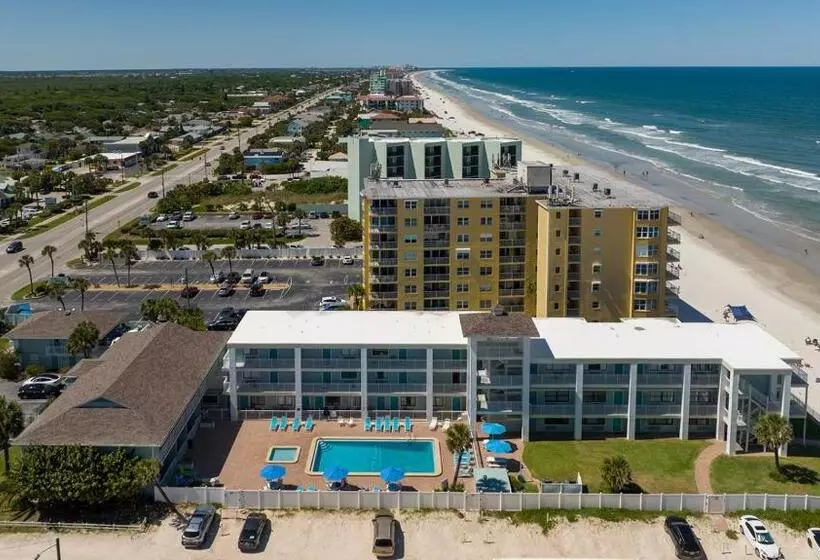 호텔 Coastal Waters