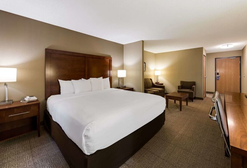 فندق Comfort Inn East