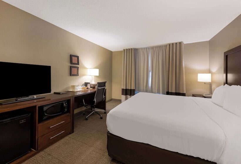 فندق Comfort Inn East