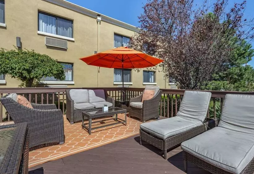 酒店 Comfort Inn Edgewater On Hudson River