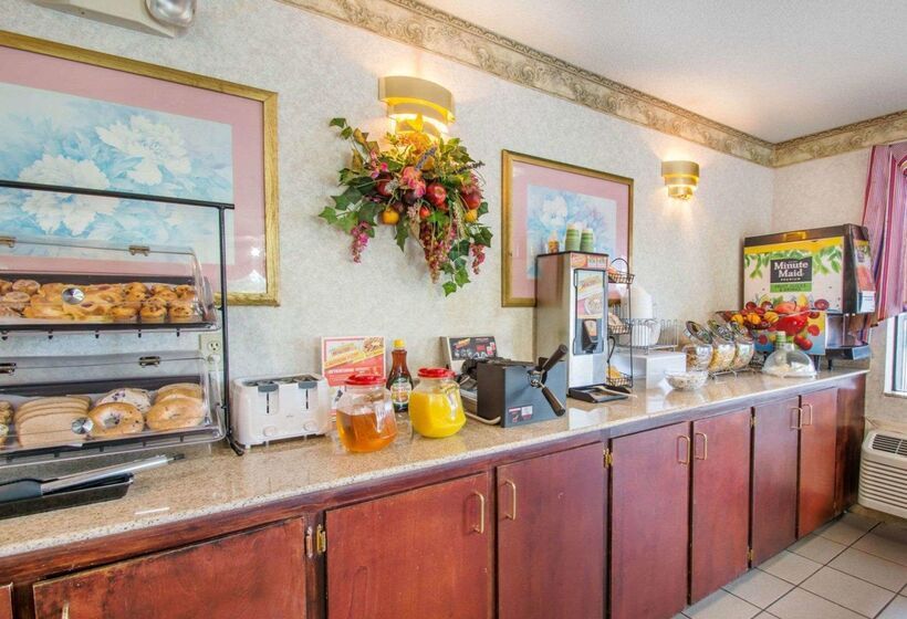 ホテル Econo Lodge