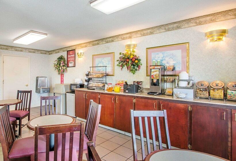 ホテル Econo Lodge