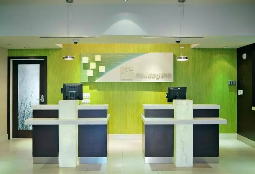 Hotelli Holiday Inn Long Beachdowntown Area