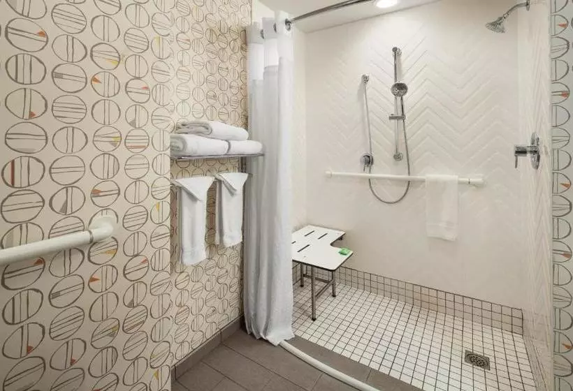 Hotelli Holiday Inn Long Beachdowntown Area