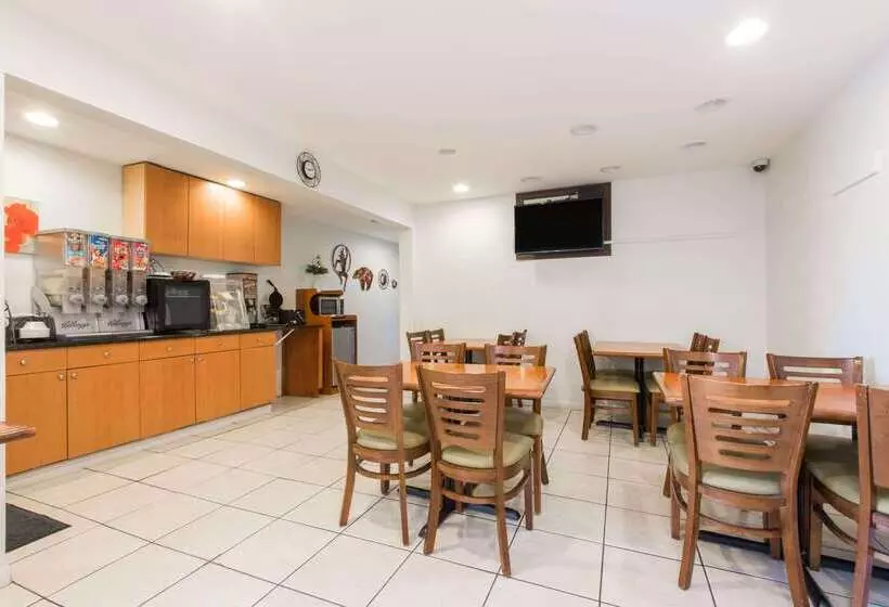 ホテル Knights Inn Gallup At 3208 W Hwy 66