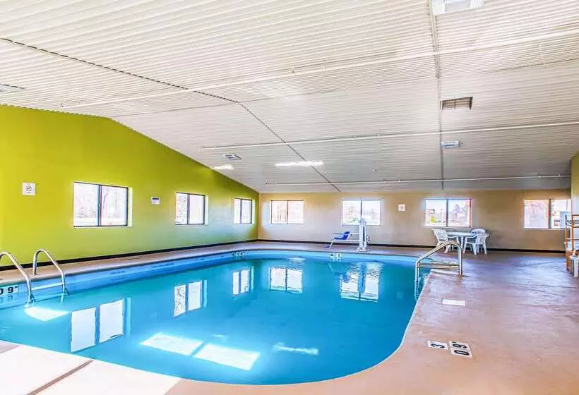 هتل Quality Inn Carbondale University Area