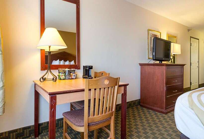 בית מלון כפרי Quality Inn