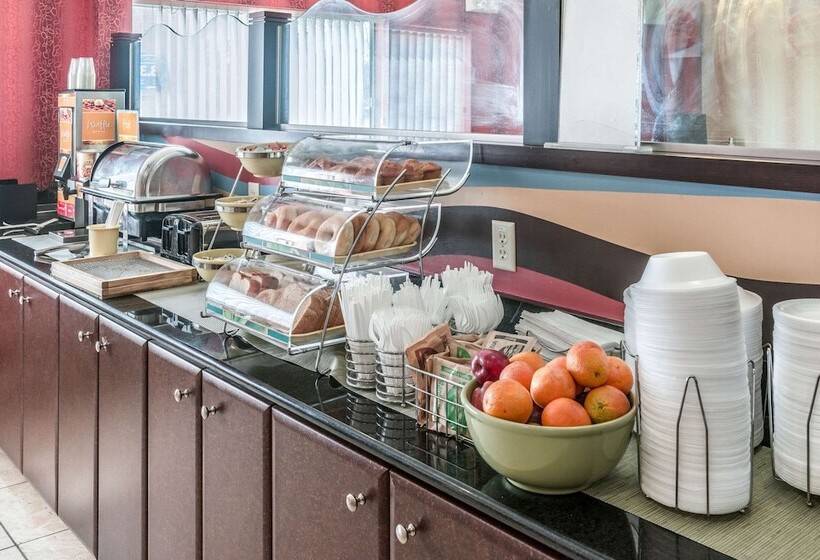 Otel Quality Inn & Suites