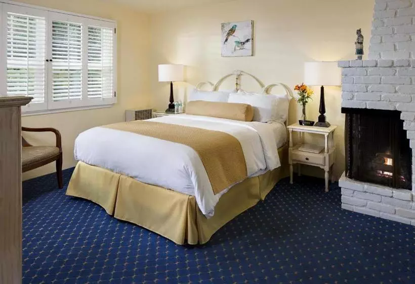 هتل The Colonial Terrace