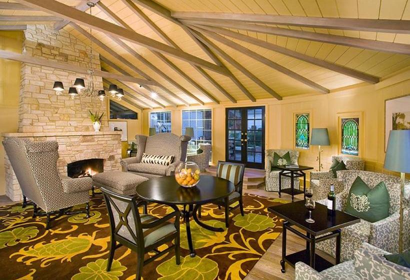 酒店 The Colonial Terrace