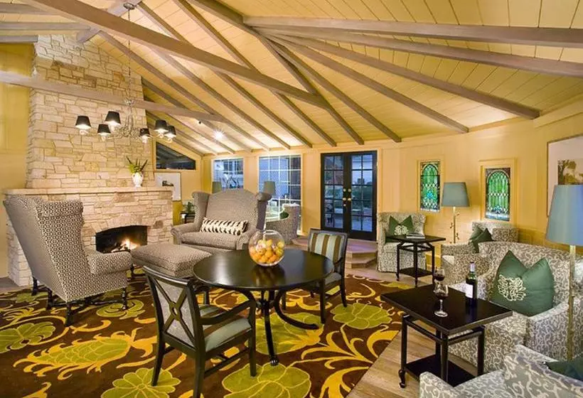 هتل The Colonial Terrace