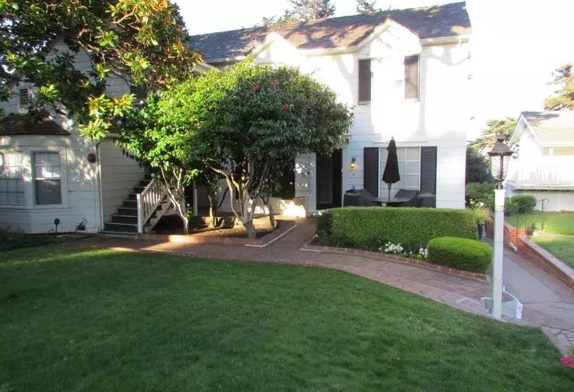 هتل The Colonial Terrace