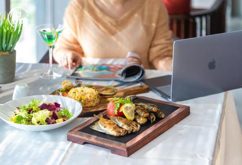 בית מלון כפרי Greentown Rose Garden