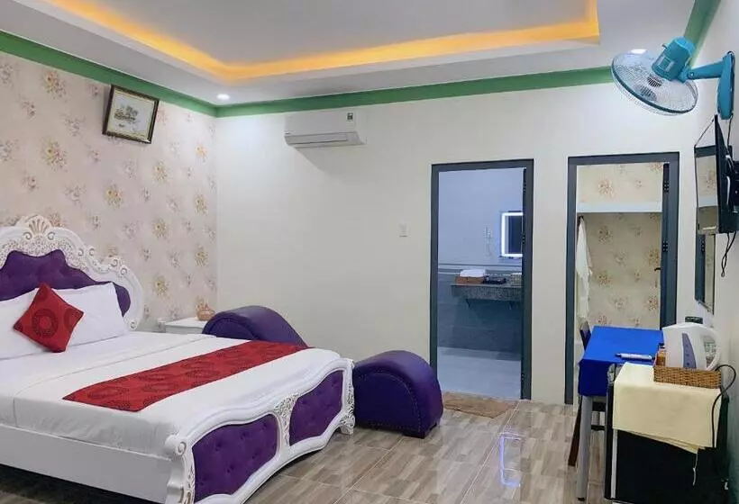 هتل Ngọc Hưng