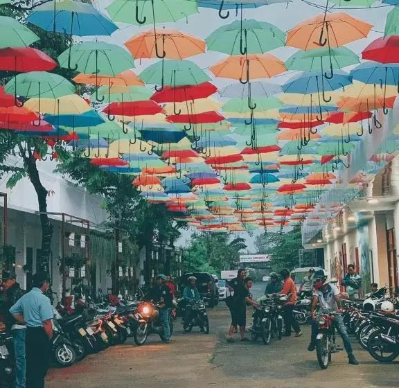 هتل Ngọc Hưng