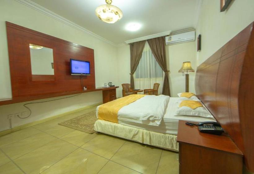 酒店 The New Address