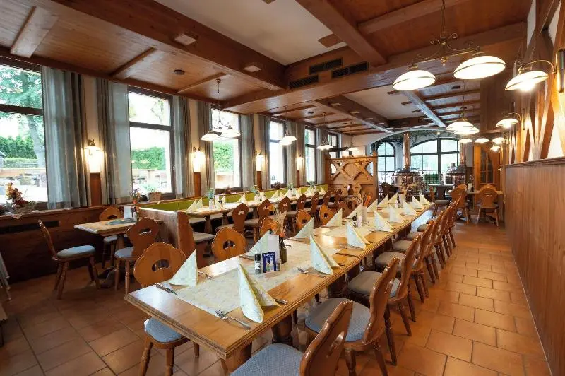 ペンション Brauerei Zwönitz