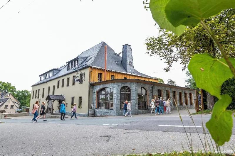 ペンション Brauerei Zwönitz
