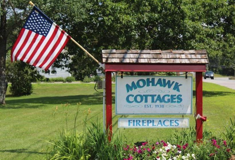 بنسيون Mohawk Cottages