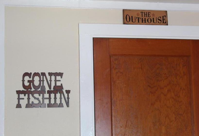 بنسيون Mohawk Cottages