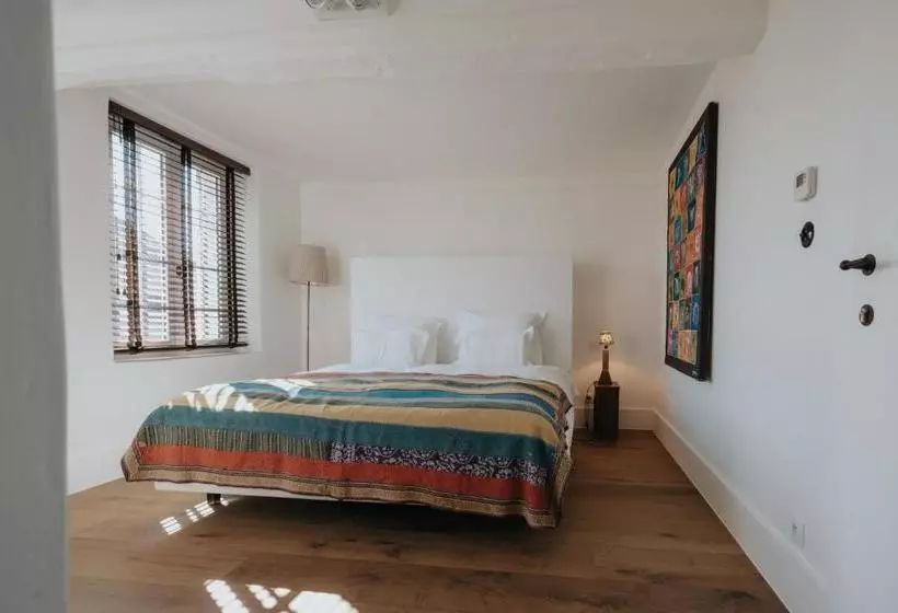 Aamiaismajoitus (B&B) Amitié