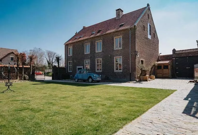 Aamiaismajoitus (B&B) Amitié