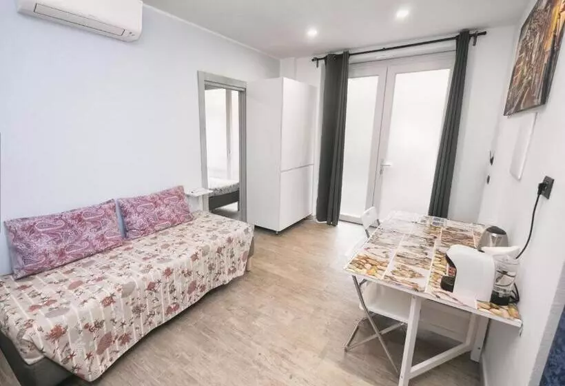 Majatalo Affittacamere Sciacchetra