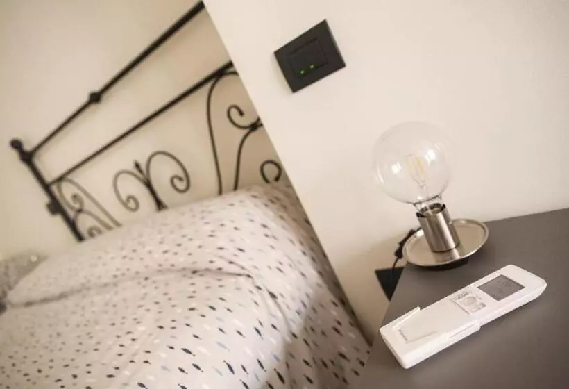 Majatalo Affittacamere Sciacchetra