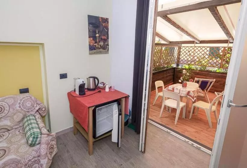 Majatalo Affittacamere Sciacchetra