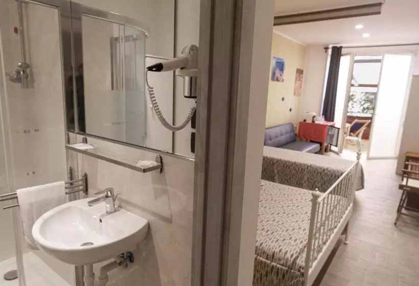 Majatalo Affittacamere Sciacchetra