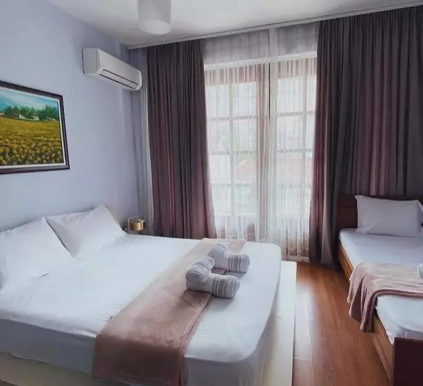 ペンション Oda Guest House