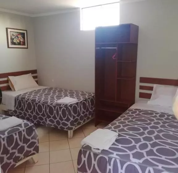 تختخواب و صبحانه La Posada De Valdez