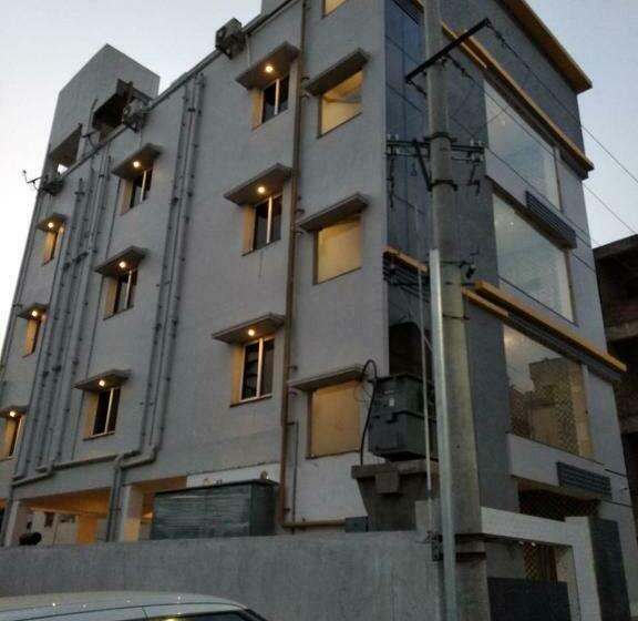 تختخواب و صبحانه Samsan Residentia