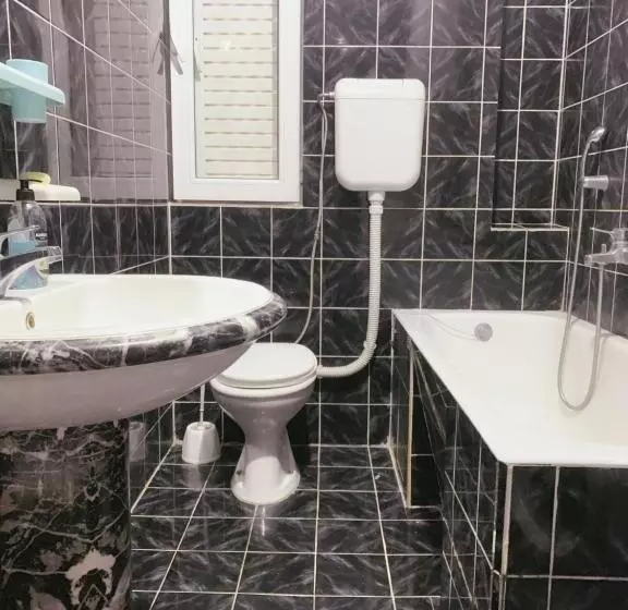 Hostel Holiday Cetinje