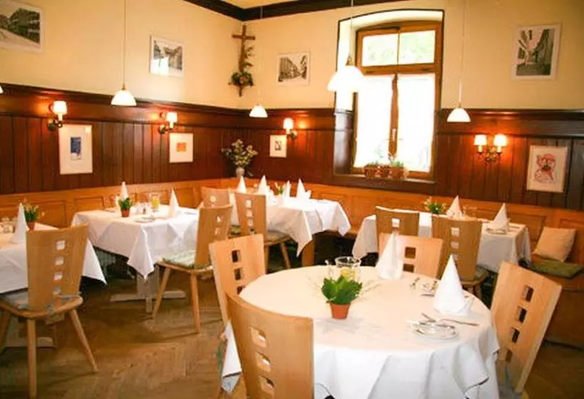 Hotelli Bio Gasthaus Am Felsenkeller